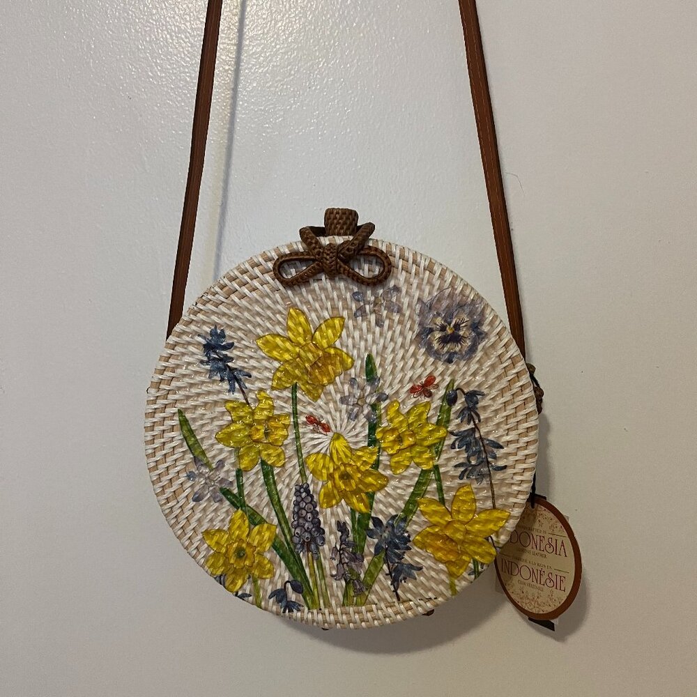 Handcrafted Floral Woven Crossbody Bag – NWT